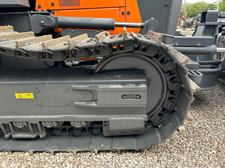2026--develon-dd100-us10-crawler-dozer-image-14