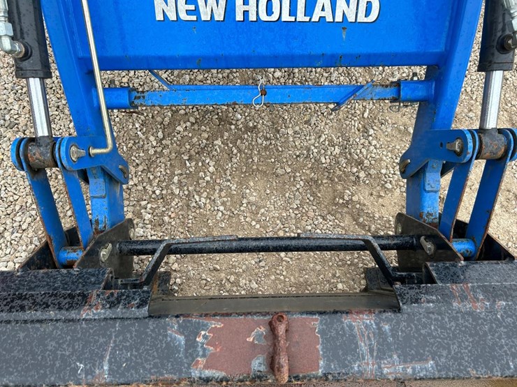 2015-new-holland-boomer-37-image-10
