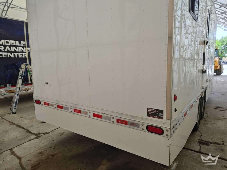 2025-precisions-provencal-22ft.-5th-wheel-mobile-office/-showroom-trailer-image-57