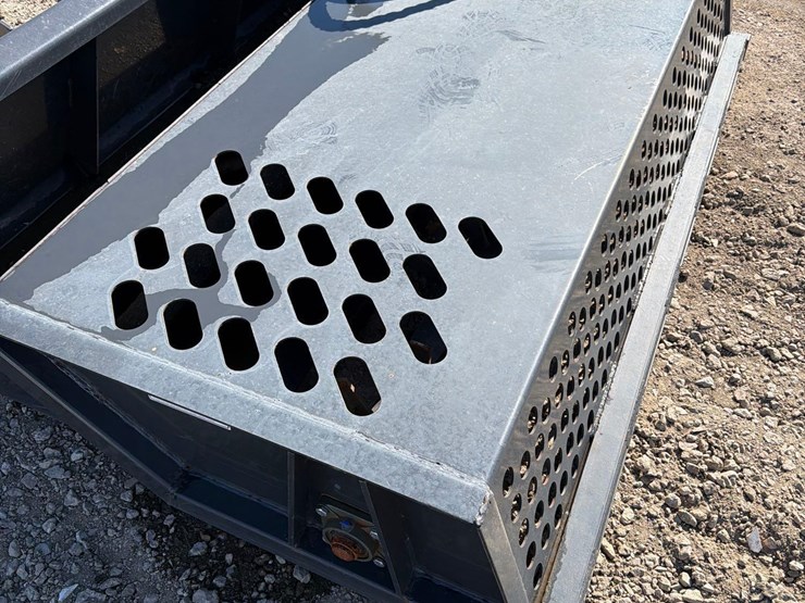 skidloader-quick-tach-74"-rock-rake-bucket-image-12