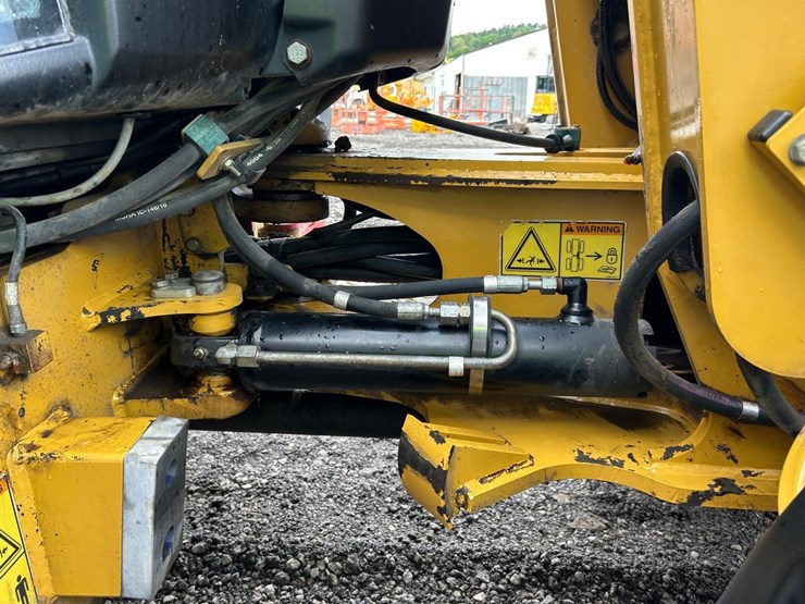 caterpillar-906h-image-13