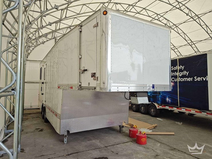 2025-precisions-provencal-22ft.-5th-wheel-mobile-office/-showroom-trailer-image-2