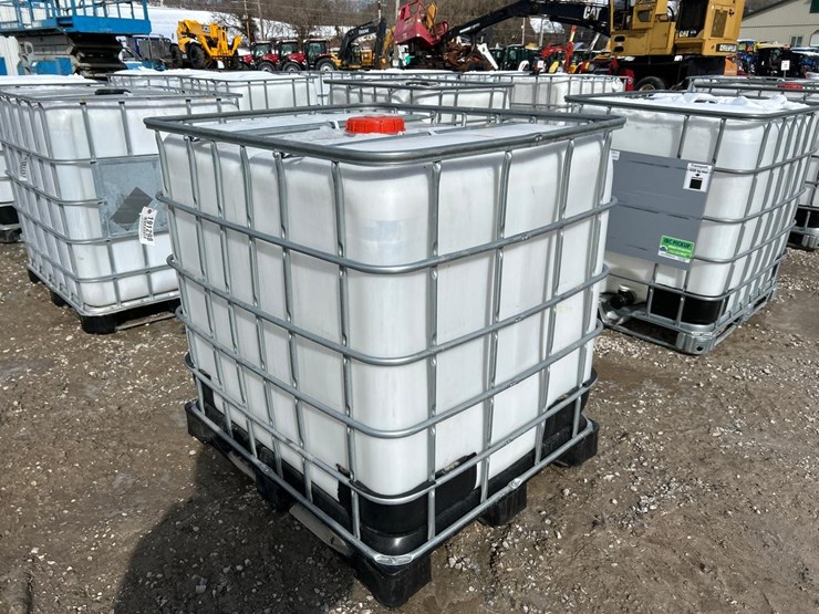 water-tank-tote-image-2