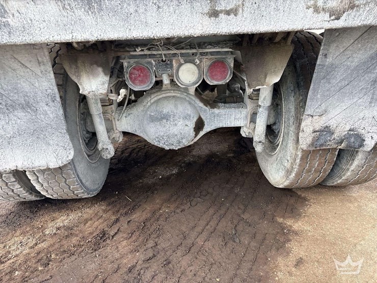 2007-freightliner-m2-112-tri-axle-dump-truck-image-18
