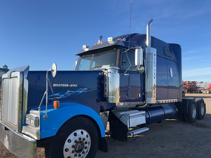 2004-western-star-semi-image-2