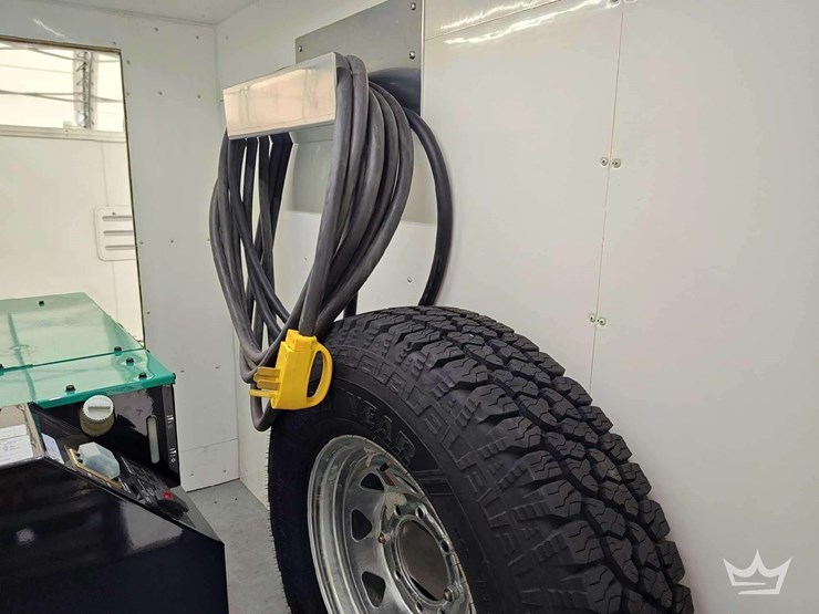 2025-precisions-provencal-22ft.-5th-wheel-mobile-office/-showroom-trailer-image-29