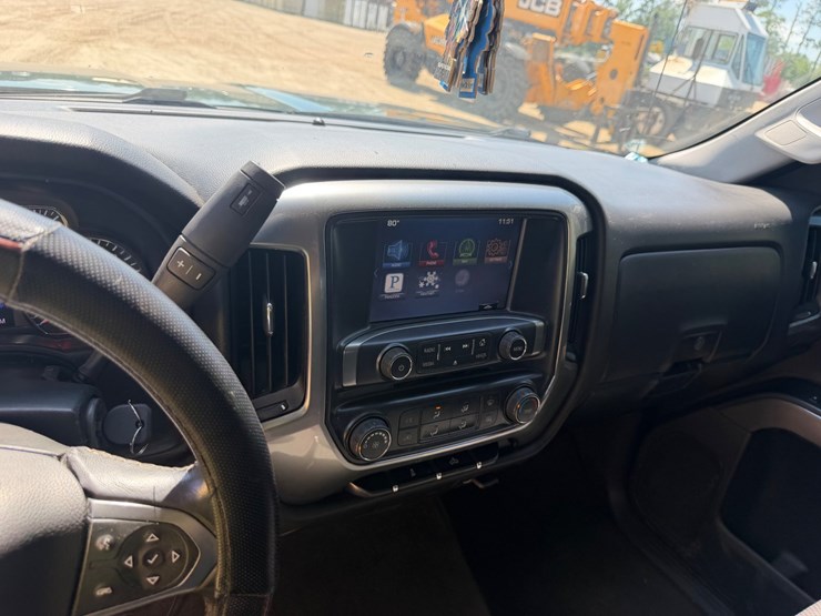 2015-chevrolet-silverado-1500-image-14