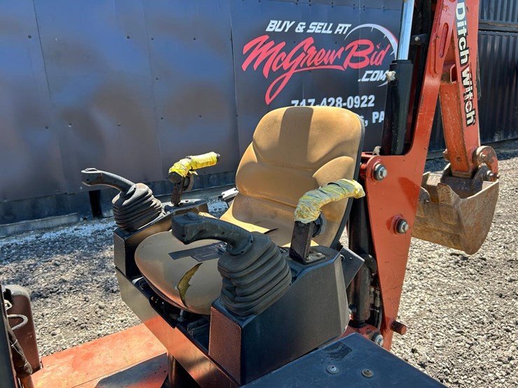ditch-witch-xt855-image-23
