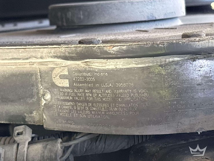 2007-freightliner-m2-106-image-14