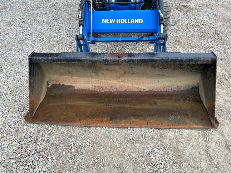 2015-new-holland-boomer-37-image-9