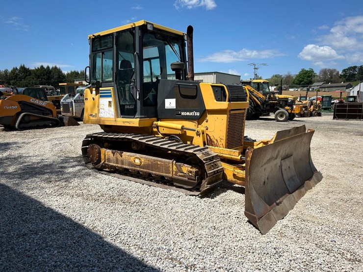 komatsu-d37ex-21-image-6