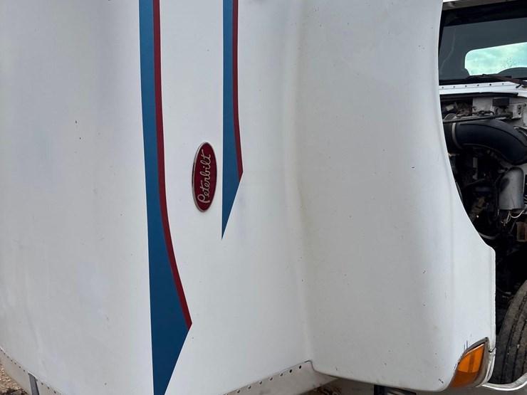 1989-peterbilt-377-image-66