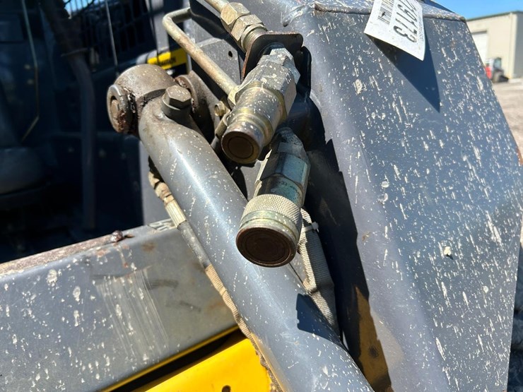 new-holland-ls150-image-11