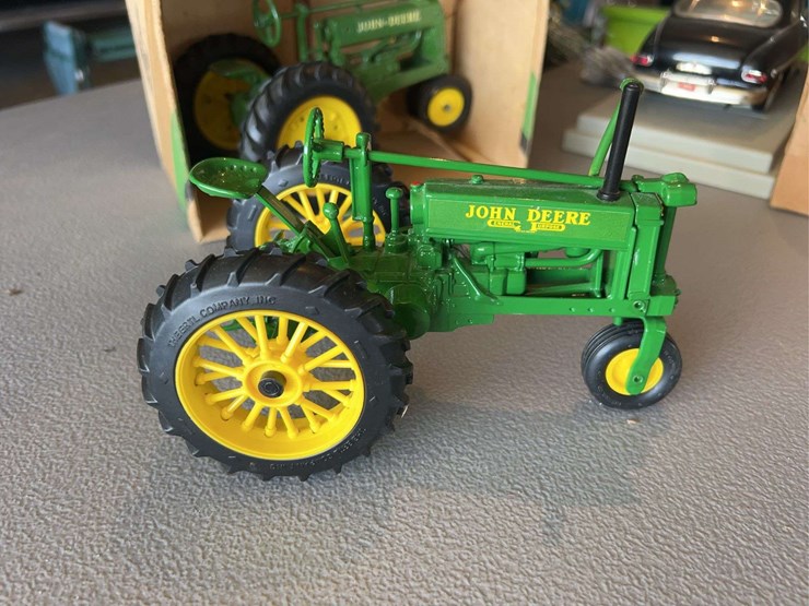 john-deere-model-a-image-12