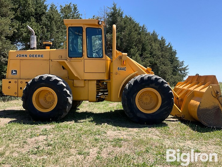 deere-644c-image-4