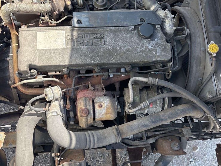 2001-isuzu-npr-image-9