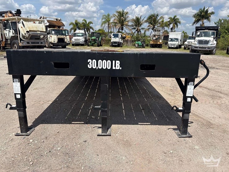 superior-trailer-product-15-ton-yard-truck-ramp-image-2