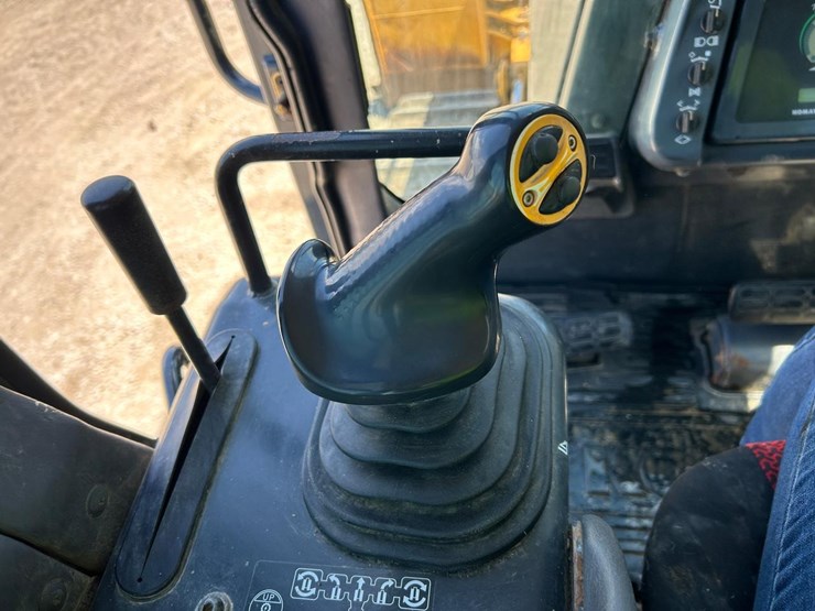 komatsu-d37ex-21-image-28
