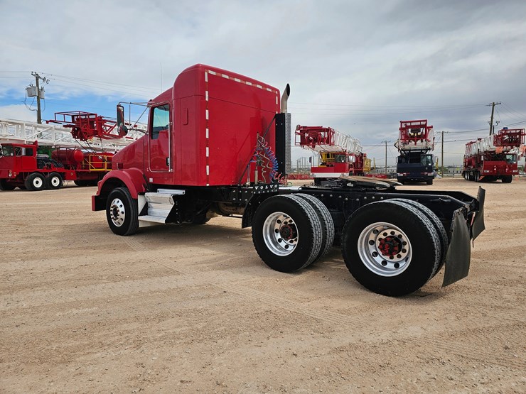 kenworth-t800-image-3