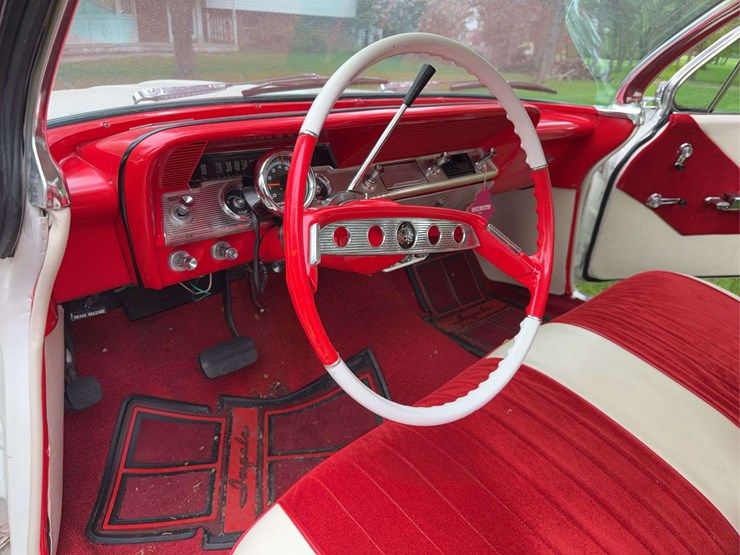 1961-chevrolet-impala-image-29