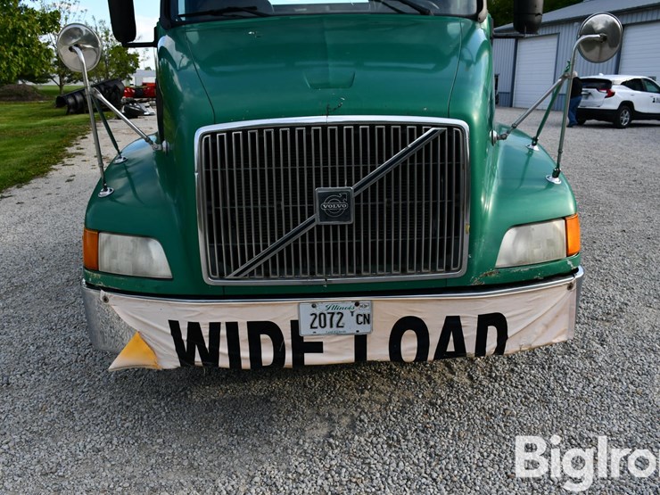 1999-volvo-vn-image-11