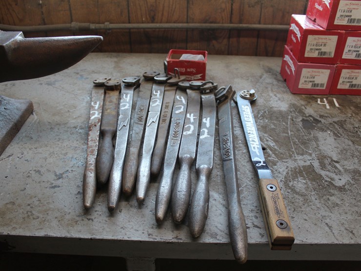 (11)-saw-wrenches-image-1