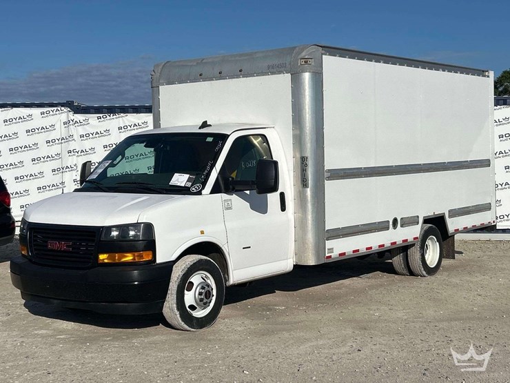2019-gmc-3500-image-1