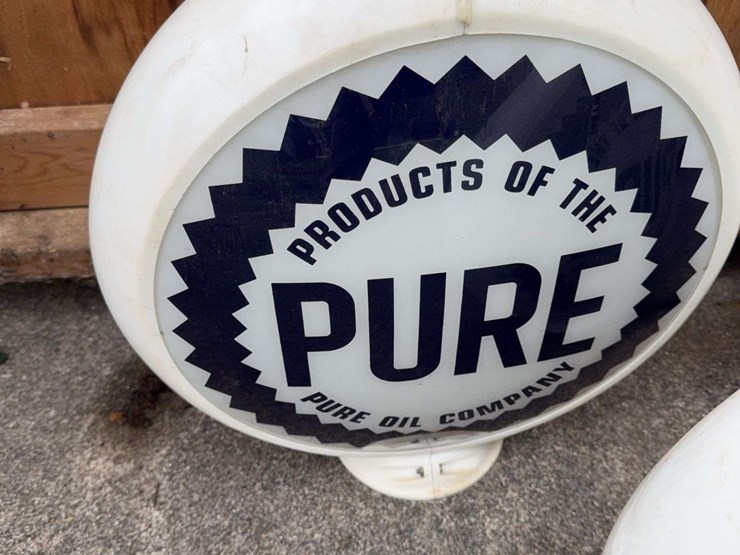 reproduction-pure-globes-image-4