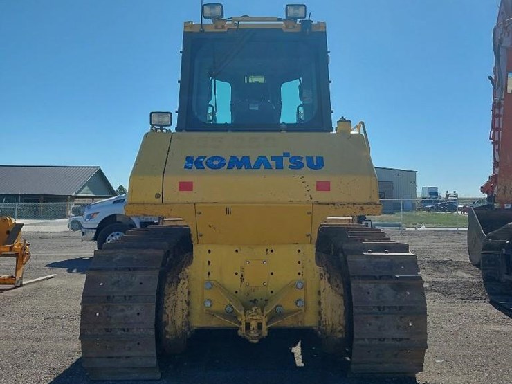2011-komatsu-d65ex-16-image-7