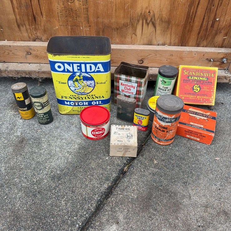 Assorted Vintage Tins