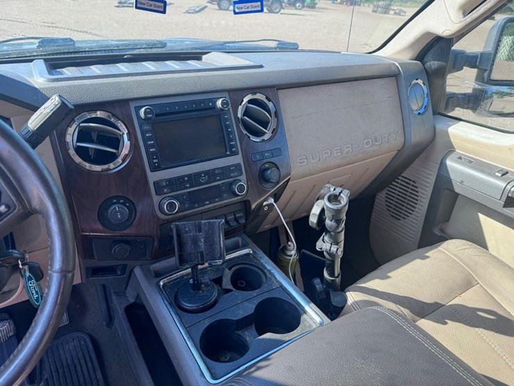 2011-ford-f250-image-18