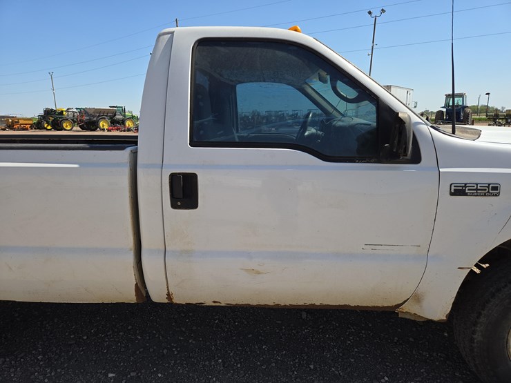 2000-ford-2000-image-11