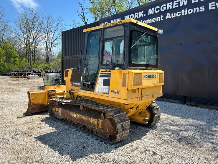 komatsu-d37ex-21-image-2