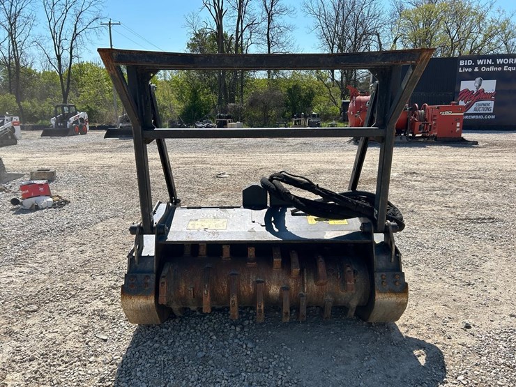 2022-bobcat-m7055-50"-skid-steer-forestry-cutter-image-1