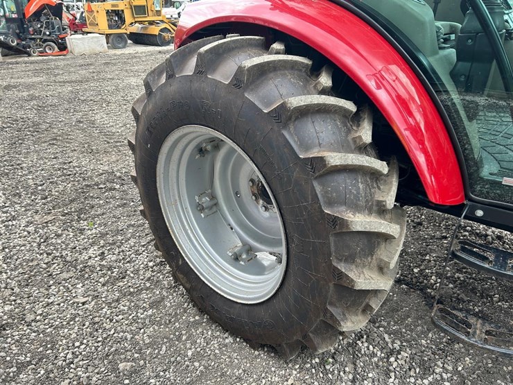 case-ih-75a-tractor-image-13