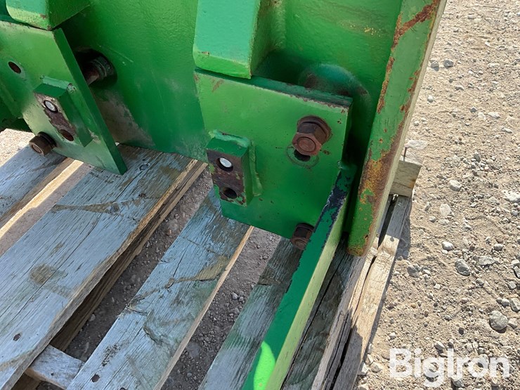 john-deere-4320-image-15