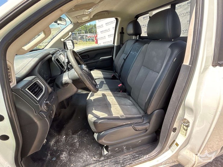 2018-nissan-titan-image-10
