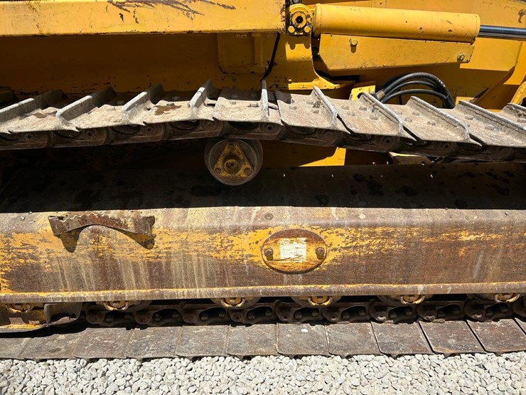 komatsu-d37ex-21-image-13