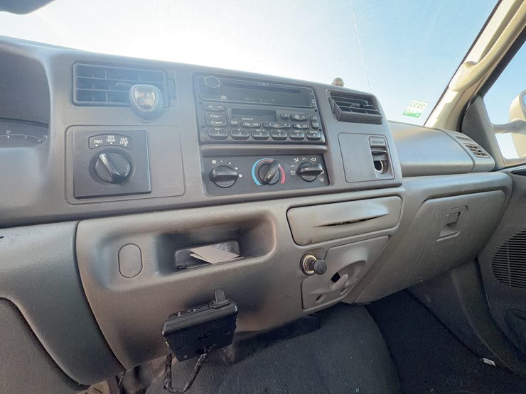 2004-ford-f250-image-21