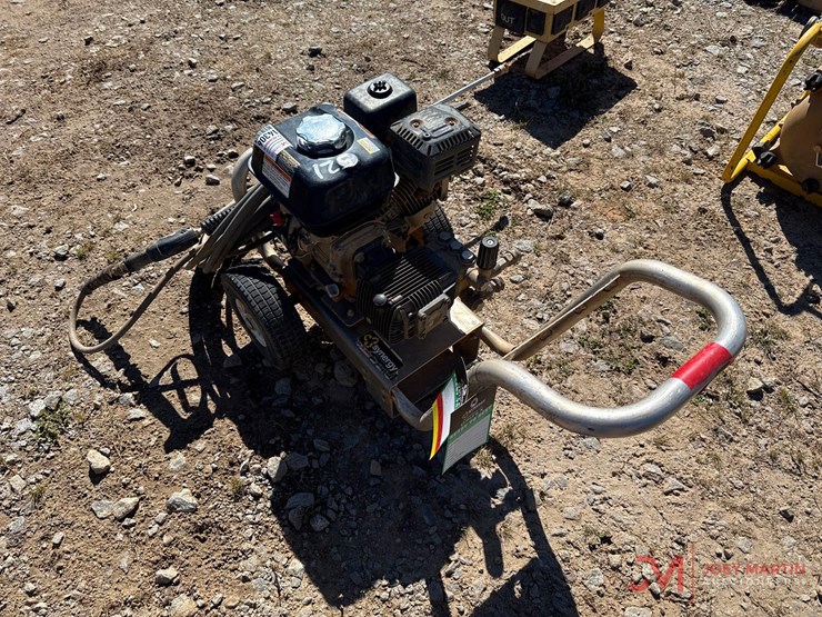 mi-t-m-pressure-washer-image-3