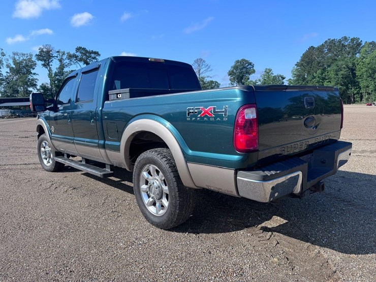 2011-ford-f250-image-2