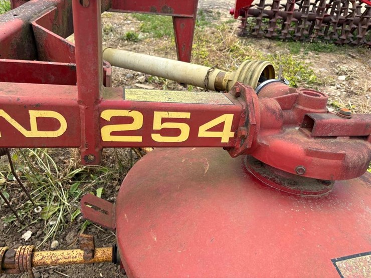 new-holland-254-image-5