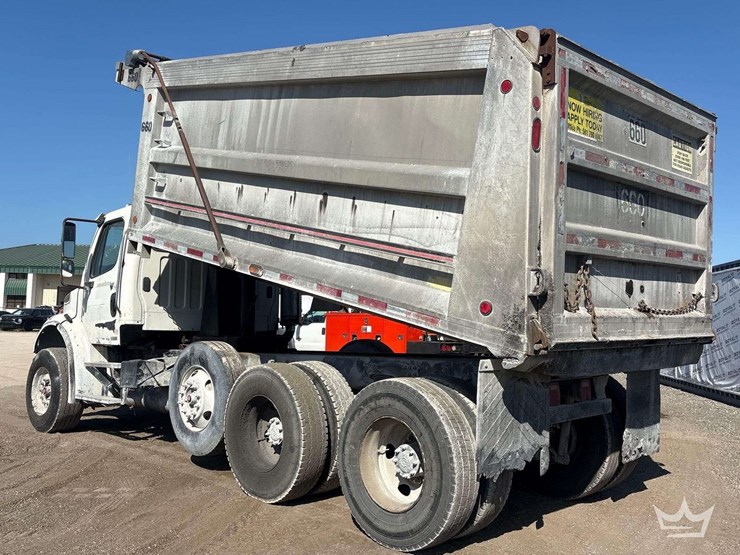2007-freightliner-m2-112-tri-axle-dump-truck-image-4