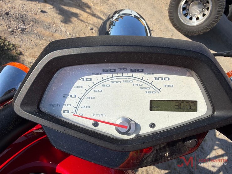 2013-honda-furry-motorcycle-image-9