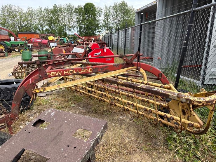 new-holland-256-image-5