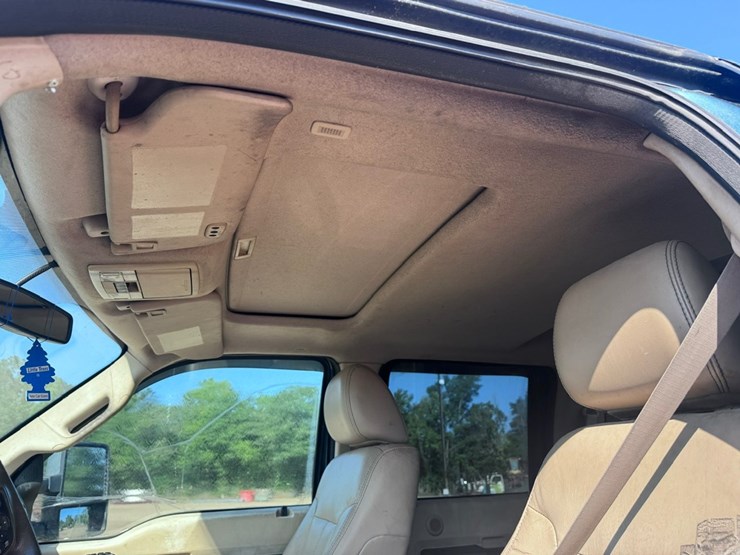 2011-ford-f250-image-22