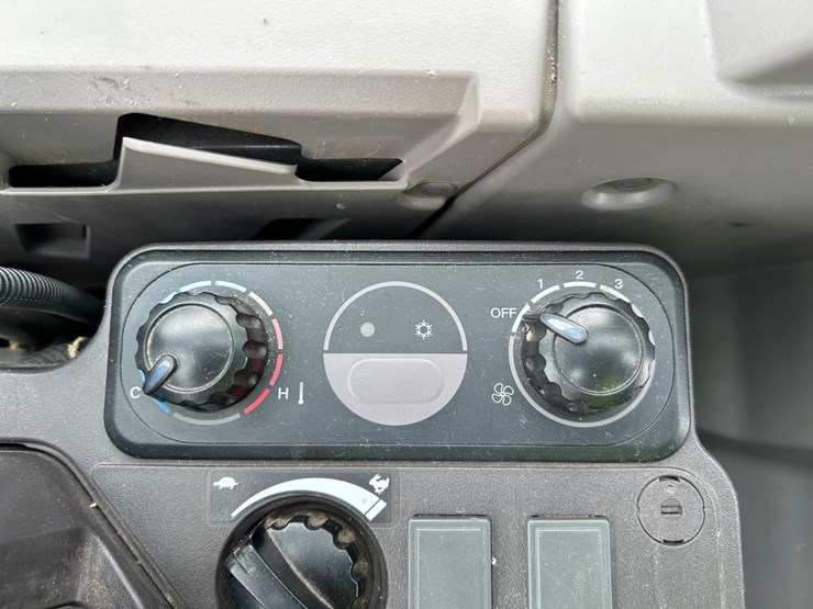 2023-kubota-kx057-5-image-26
