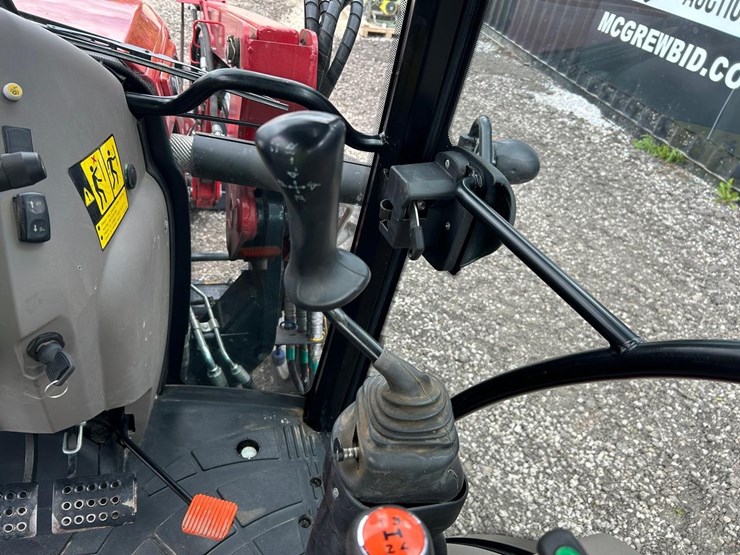 case-ih-75a-tractor-image-24