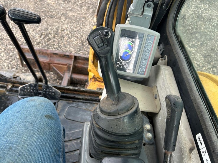 caterpillar-305e2-cr-image-20