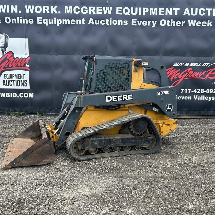 DEERE 333E